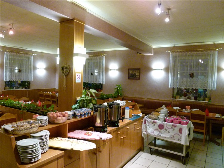 PELIKÁN - Mariánské Lázně