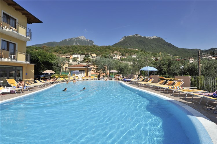 ALL INCLUSIVE HOTEL PICCOLO PARADISO - Toscolano - Maderno