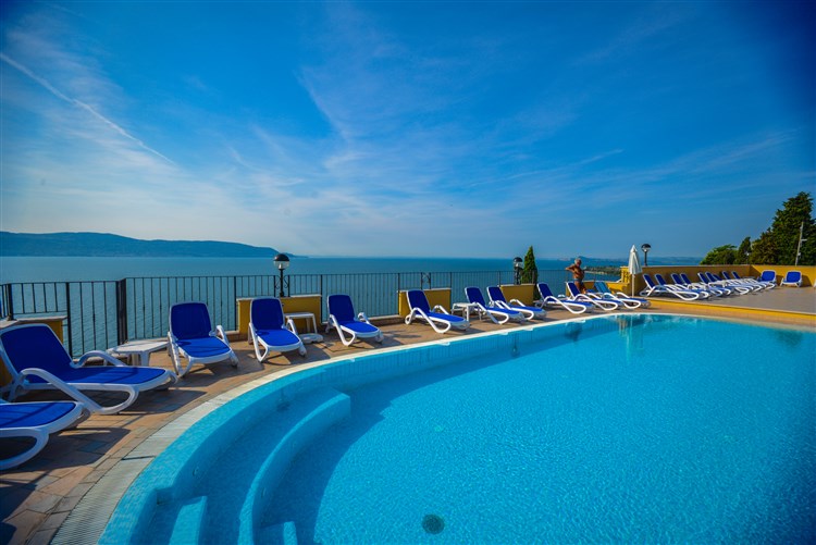 ALL INCLUSIVE HOTEL PICCOLO PARADISO - Toscolano - Maderno