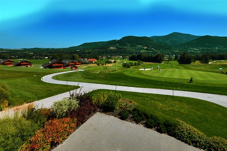 Golfové hřiště | GREEN INN HOTEL OSTRAVICE - Ostravice