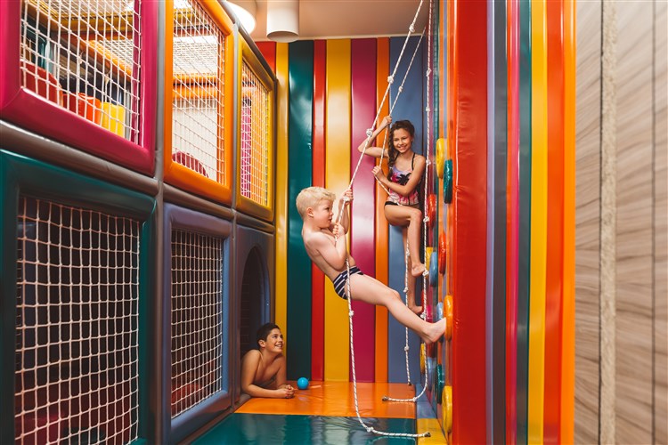 Pohled na dětské prolízačky ve fun parku hotelu Breza. | BREZA**** - Terme Olimia