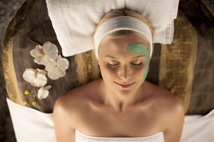 Pohled narexalující ženu ve wellness. | BREZA**** - Terme Olimia