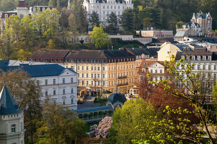 BOHEMIA LÁZNĚ, sanatorium Kriváň - Karlovy Vary